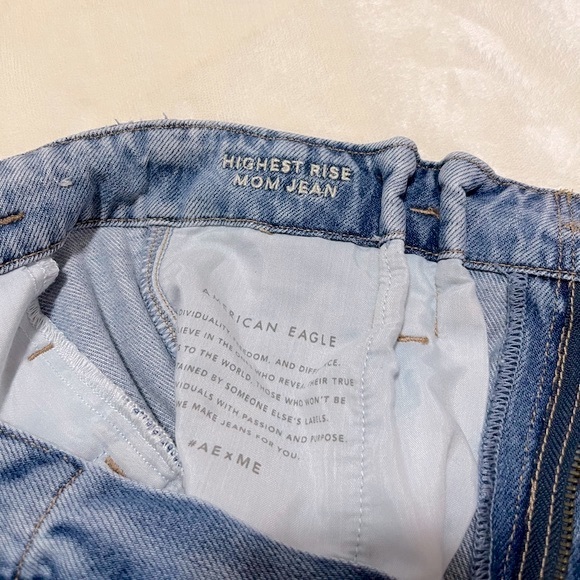 american eagle highest waist mom jean - Picture 10 of 12